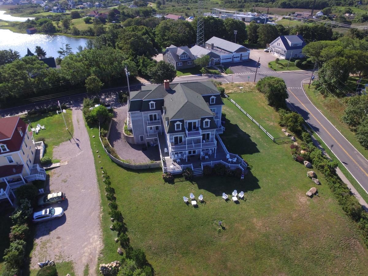 Payne'S Harbor View Inn New Shoreham Exterior photo